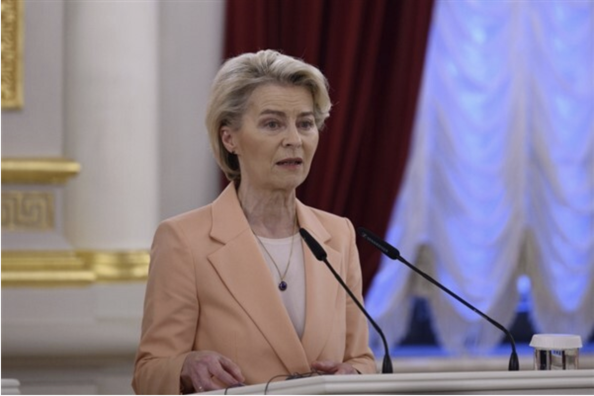 Leyen: AB, ABD ve Ukrayna ile adil ve kalıcı barış için çalışıyor