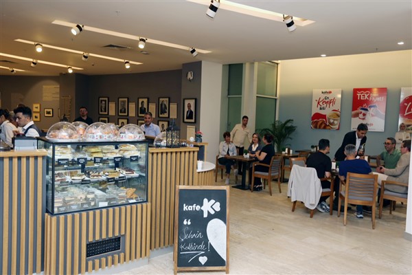Kafe K hizmete açıldı