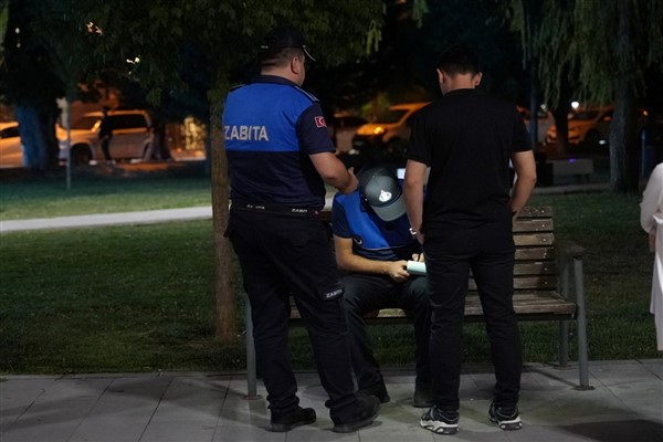 ‘Temiz Şehir Düzce’ kampanyası gece denetimiyle devam ediyor