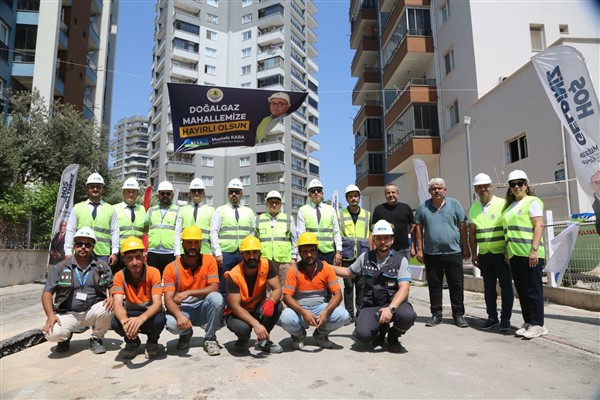 Erdemli Belediyesi’nden Türbe Mahallesi’ne doğal gaz müjdesi