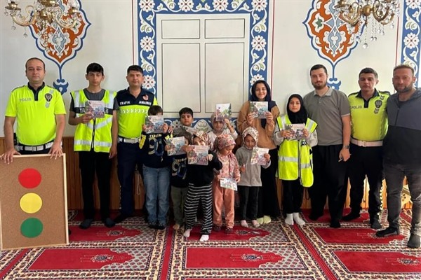 Erzincan’da Kur’an kursu öğrencilerine trafik eğitimi