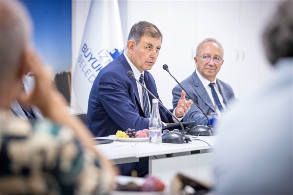 Başkan Tugay’dan gıda güvenliği için ortak akıl çağrısı