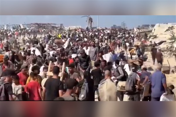 İsrailli yazar David Grossman, ülkesinin Gazze’de soykırım yaptığını söyledi