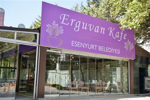 Esenyurt Erguvan Kafe hizmete açılıyor