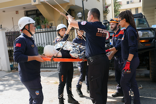 Maltepe’de deprem tatbikatı