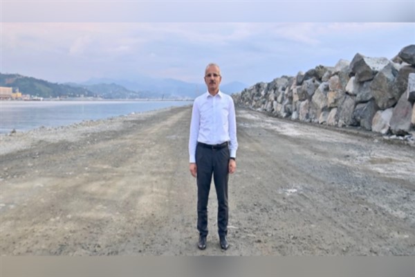 Bakan Uraloğlu: Akhisar Çevre Yolu ile şehir geçiş süresi azaldı