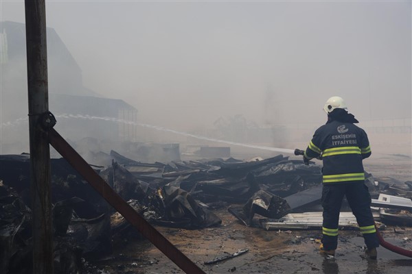 EMKO’da çıkan yangın kontrol altına alındı