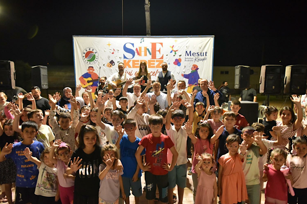 ”Sahne Kepez” etkinliği Gaziler Mahallesi’nde gerçekleştirildi