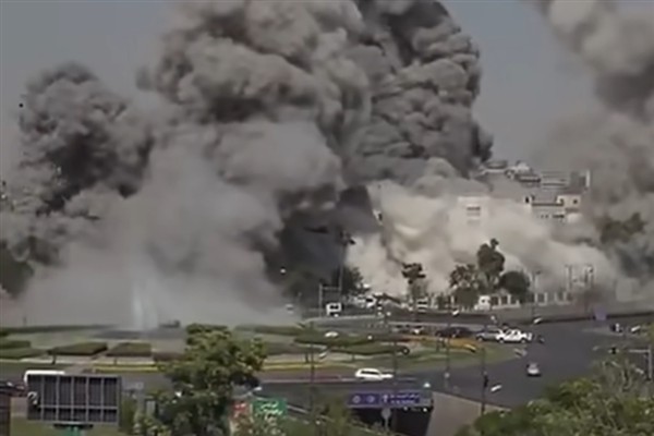 Şam yakınlarındaki İsrail saldırılarında 6 Suriye askeri hayatını kaybetti