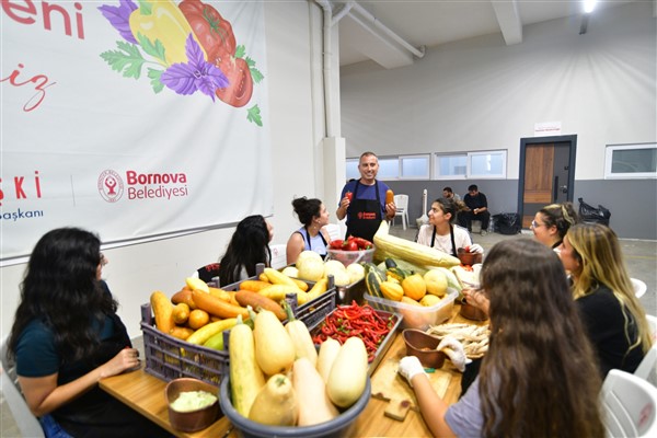 Bornova’da atalık tohum geleceğe taşınıyor