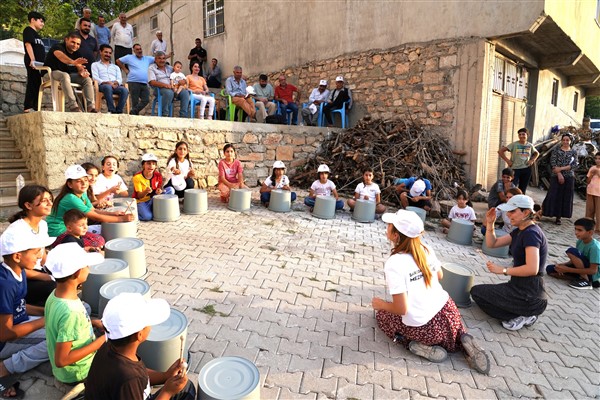 Diyarbakır Büyükşehir Belediyesi’nden “Çocuk Köy Şenlikleri”
