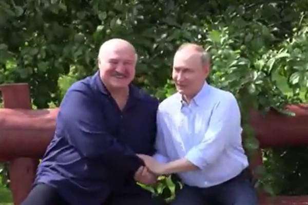 Putin: Rusya ilk seri “Oreşnik”i üretti