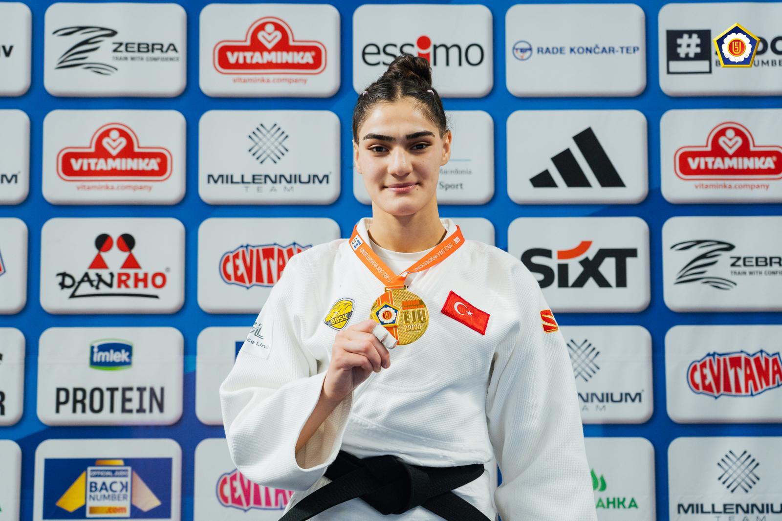 Konyalı judocu Sinem Oruç’tan Üsküp’te altın madalya