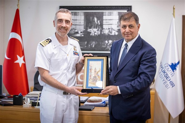 İtalyan Donanması heyetinden Başkan Tugay’a ziyaret