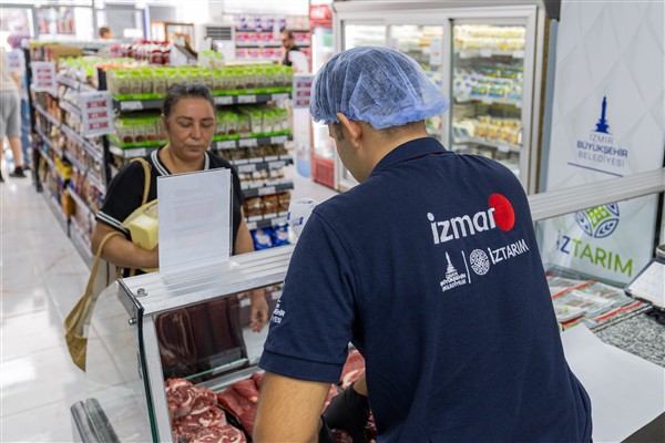 İZMAR’ın 10’uncu mağazası açıldı