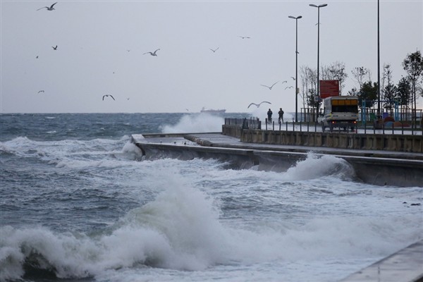 AKOM’dan kuvvetli fırtına uyarısı