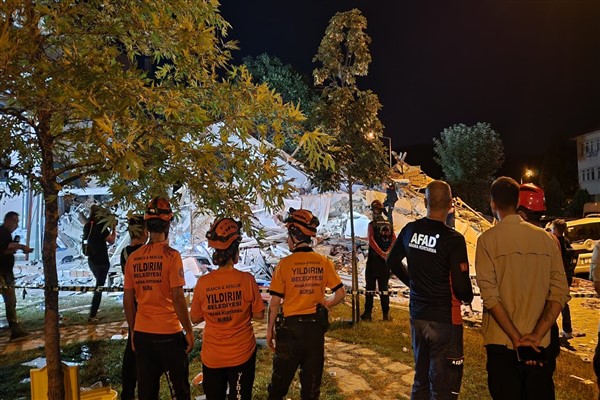 Yıldırım Belediyesi’nden Balıkesir Sındırgı’ya destek