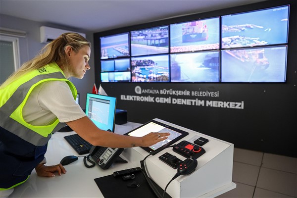 Antalya’da denizi kirlettiği tespit edilen 17 gemiye idari para cezası uygulandı