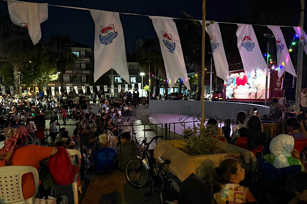 Yalova’da açık hava sineması