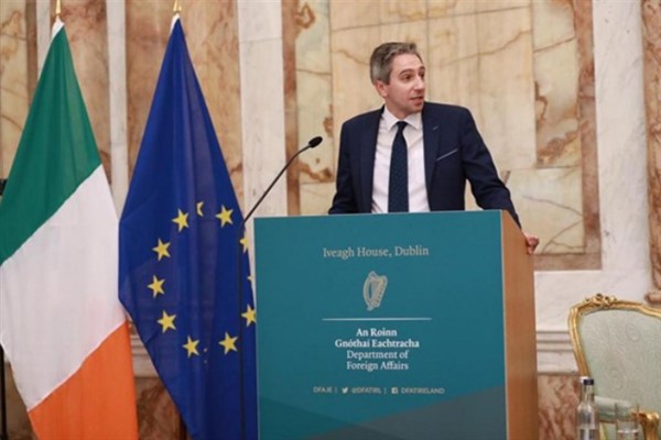 Harris: Soykırım karşısında kınama sözcükleri yeterli değil