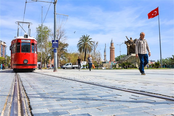 Antalya’da toplum ulaşım 30 Ağustos’ta ücretsiz olacak