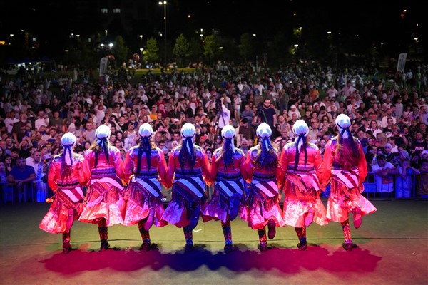 Uluslararası Horon ve Müzik Festivali, sona erdi