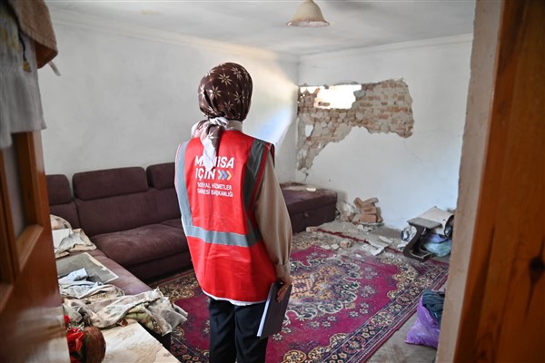 Kırkağaç’a bağlı mahallelerde hasar tespiti çalışmaları yapıldı