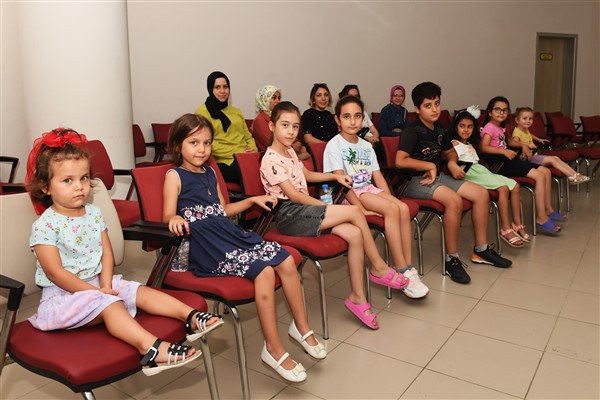 Osmangazi’de çocuklar mektup yazma alışkanlığı kazandı