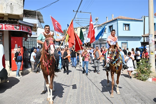 7’nci Geleneksel Bağ Bozumu ve Yörük Kültür Şöleni gerçekleşti