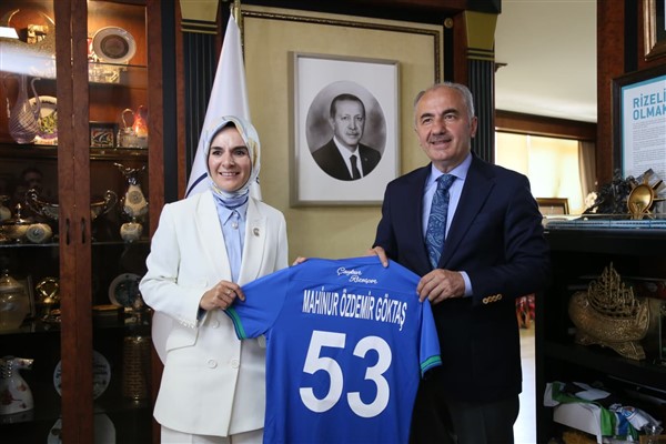 Bakan Göktaş’tan Rize Belediyesi’ne ziyaret