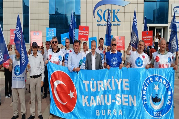 Türkiye Kamu-Sen Bursa İl Temsilcisi Bulut: Bugün ülke genelinde iş bırakma eylemindeyiz