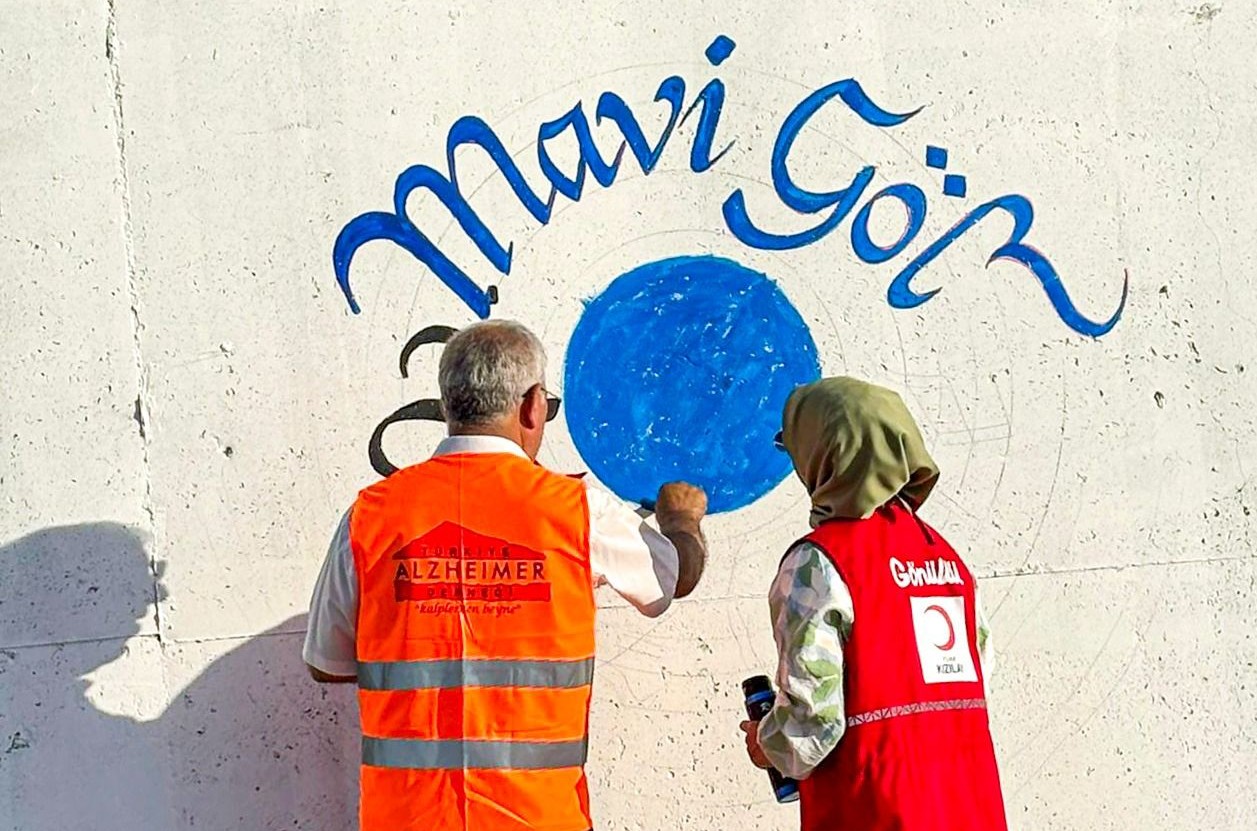 Van Büyükşehir Belediyesi, Van Gölü’ne ve Alzheimer hastalığına dikkat çekti