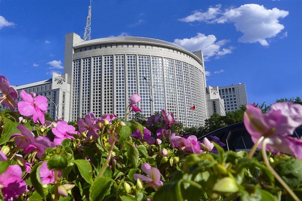 Dışişleri: Daha çok yabancı dostu Xizang’ı ziyaret etmeye davet ediyoruz