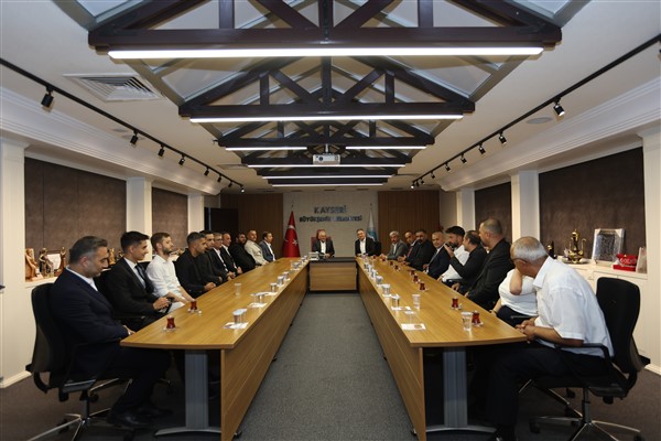 Başkan Büyükkılıç’tan amatör spor kulüplerine destek