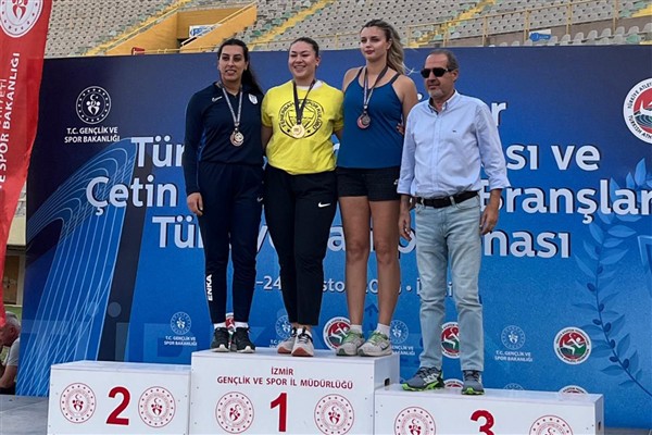 Karamanlı sporculardan gümüş madalya