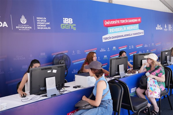 İBB’den 370 bin öğrenciye üniversite tercih danışmanlığı