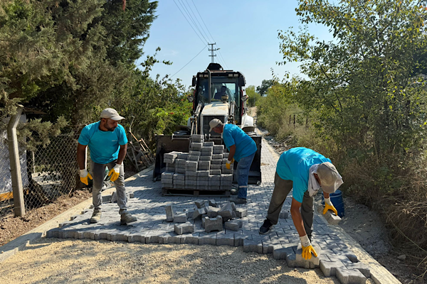 İzmit Belediyesi’nden engelsiz ulaşım için yol düzenlemesi
