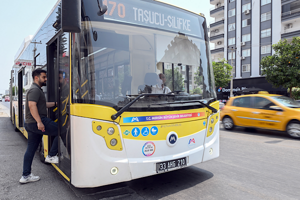 Mersin Belediyesi’nden “Gittiğin Yere Kadar Öde” sistemi