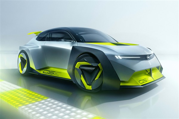 Opel, elektrikli sporcu Corsa GSE Vision Gran Turismo’yu tanıtıyor