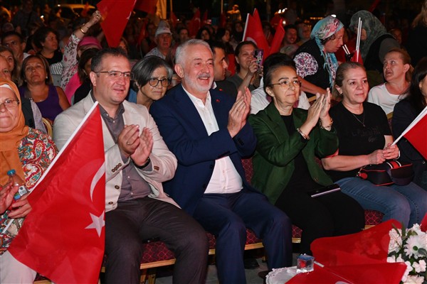 Isparta’da Zafer Bayramı Konseri düzenlendi