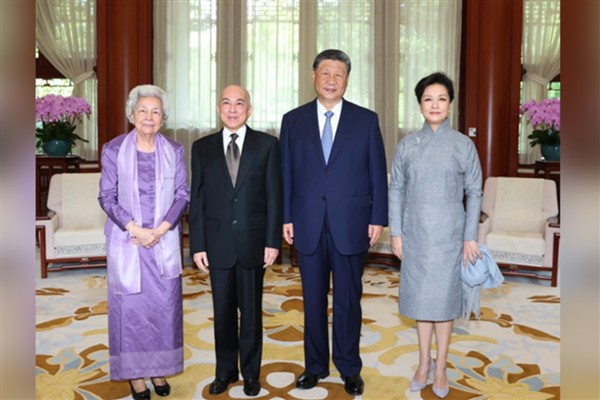 Çin Cumhurbaşkanı Xi, Kamboçya Kralı ile görüştü