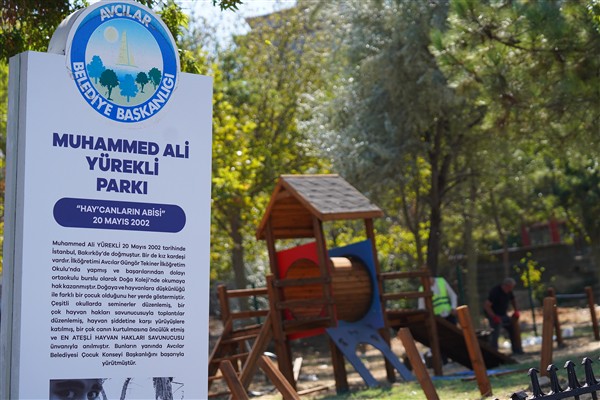 Avcılar’daki köpek oyun parkı yenilendi