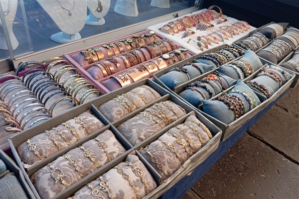 40 yıllık doğal taş ustası Nazır: Her taşın ayrı bir enerjisi var