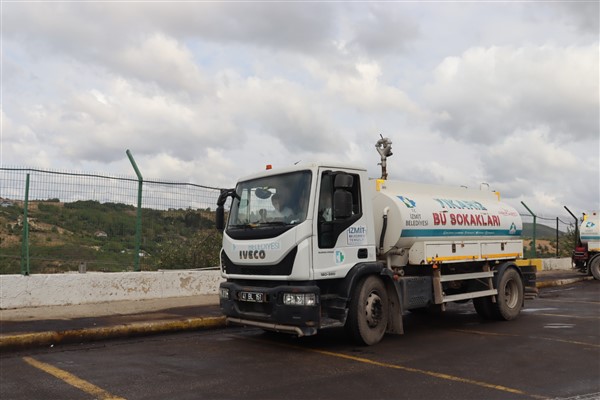 İzmit Belediyesi, ağır vasıta şoförü alımında 102 adayı uygulamalı sınavla değerlendirdi