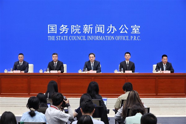 Çin, 100’den fazla ülke ve bölgeyle yeşil enerji projeleri gerçekleştirdi