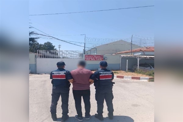 Karaman’da çeşitli suçlardan aranan 5 kişi tutuklandı