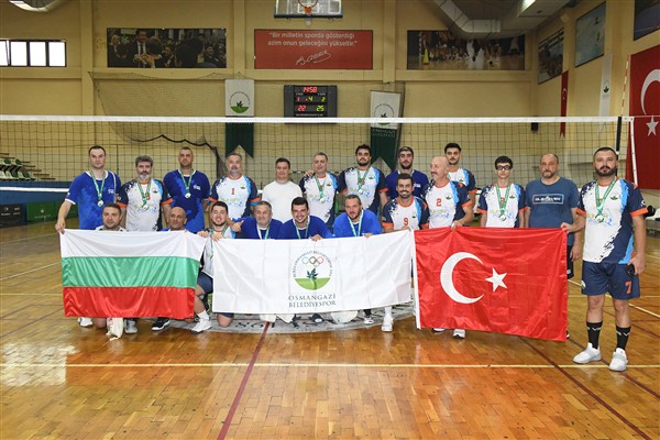Osmangazi ile Varna’nın voleybol takımlarından dostluk maçı