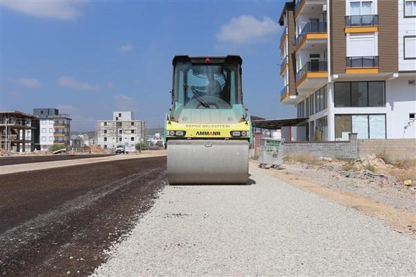 Kepez Belediyesi’nden Şelale Mahallesi’ne asfalt yatırımı