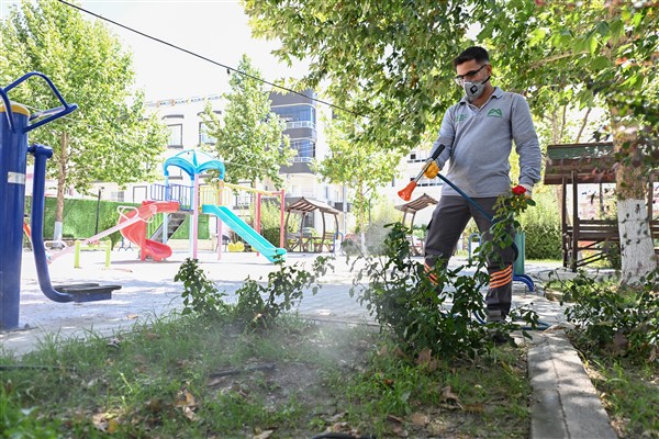 Mut’ta sineksiz yaz için Mersin Büyükşehir Belediyesi’nden mücadele