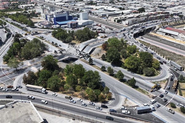 Marangozlar Köprülü Kavşağı’nda yenileme çalışmaları